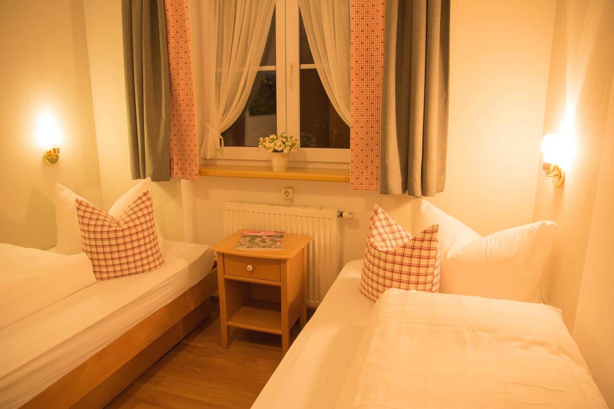 Alpenroesle Apartment Балдершванг Екстериор снимка